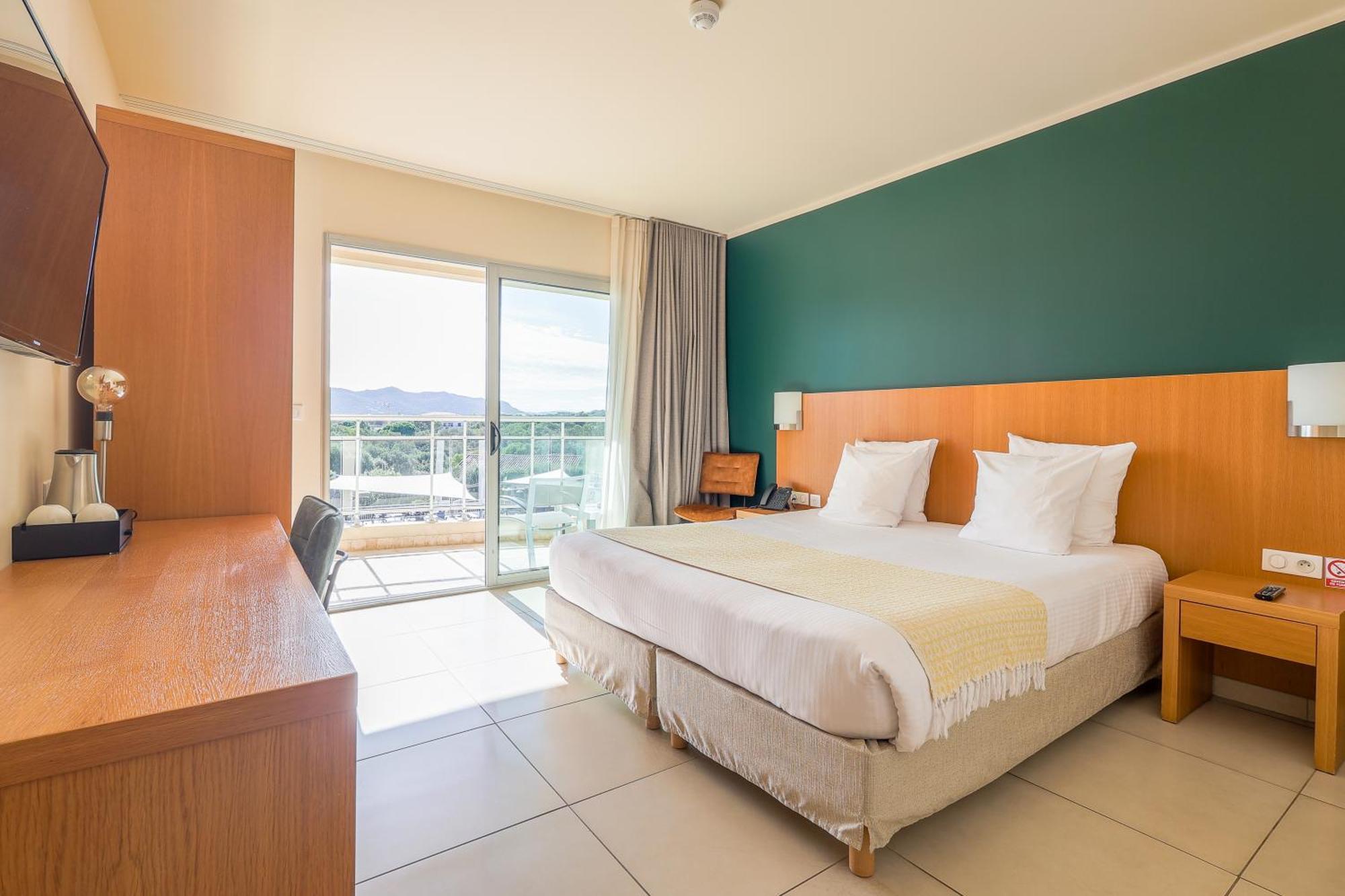Hotel Costa Salina Porto-Vecchio  Exteriör bild